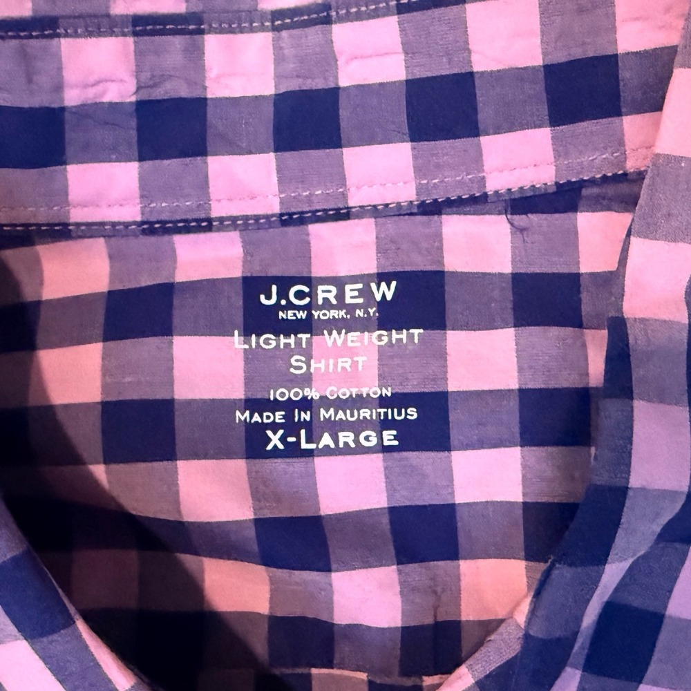 J Crew Mens Light Weight Plaid Button Down Shirt EUC X Large Pink Navy - Picture 2 of 7